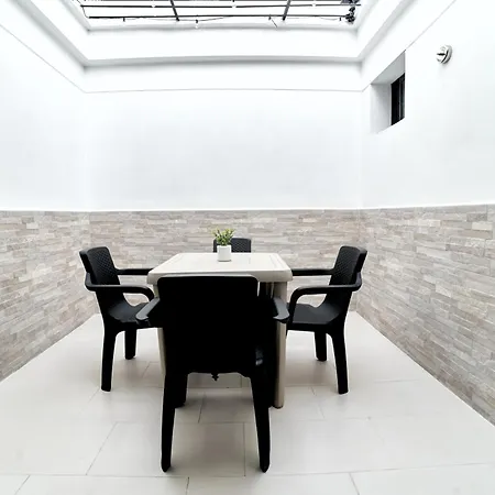 Casa En Laureles- Excelente Ubicacion! Villa Medellin Exterior photo